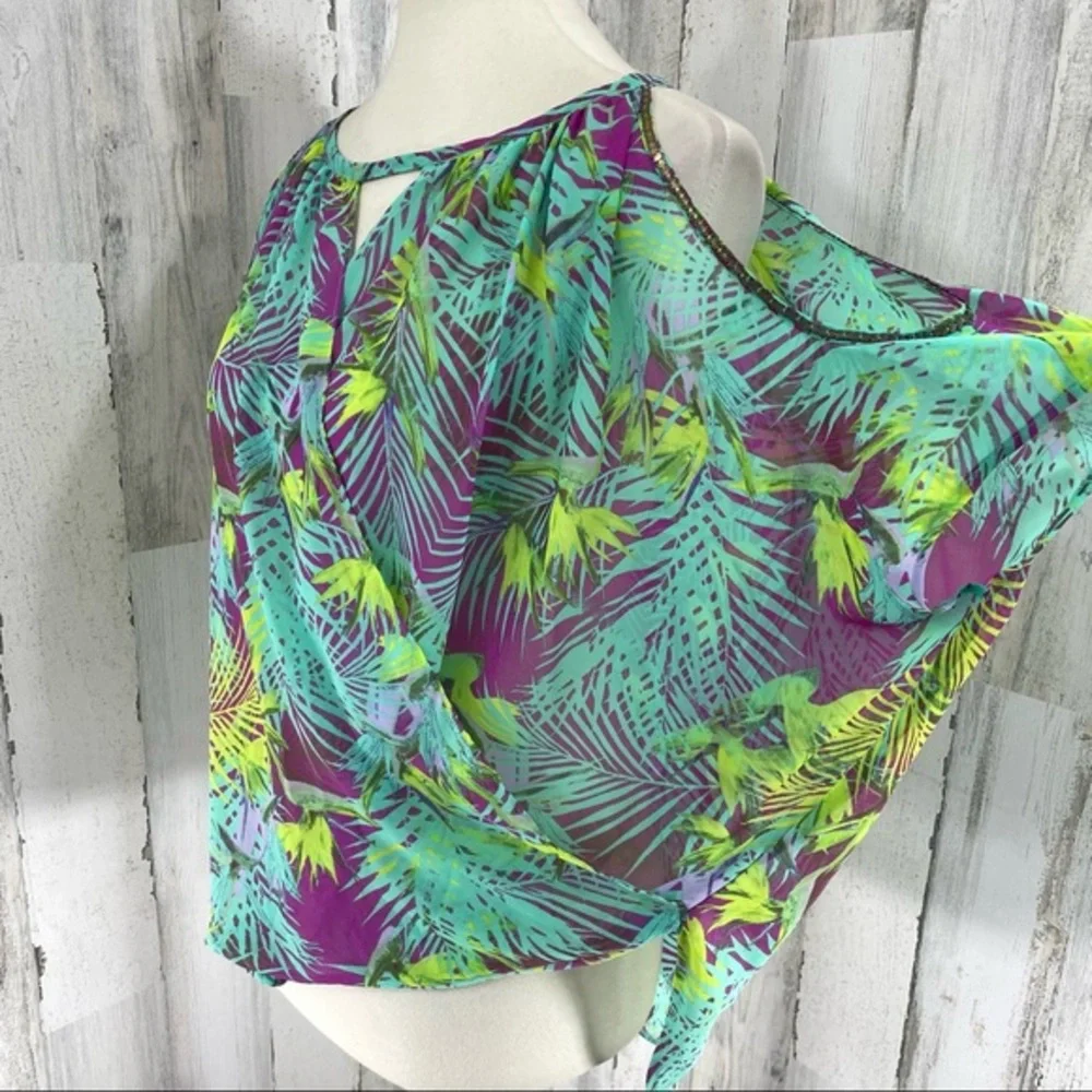 Jennifer Lopez Green Blouse Top Shirt Could Shoulder Tropical Floral Sz S